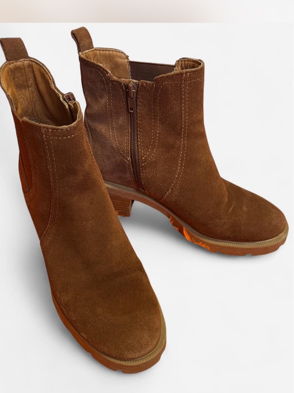 Lucky Brand Suede Chelsea Boots in Chestnut Brown